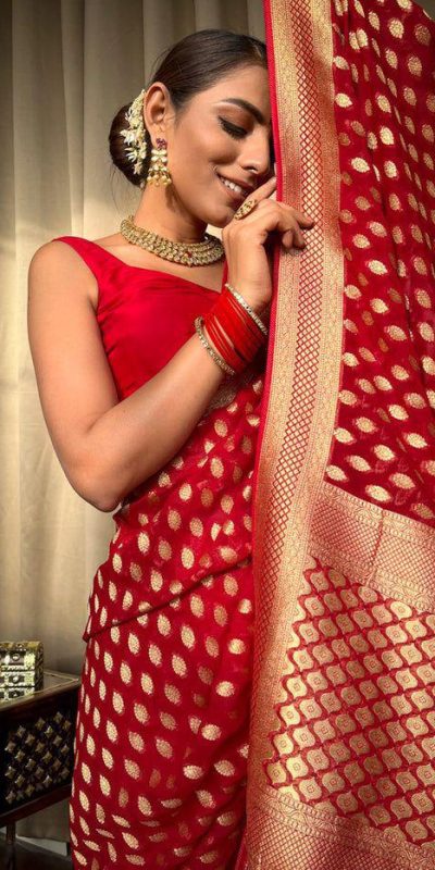 KP 5083 Red Soft Lichi Silk Perfect for Wedding, Party, Family Gatherings, Sangeet, Diwali Cloth. Saree. Get it for ₹1399. Delivery 4-6 Working Days. | Sarees, Bollywood Sarees, Creative Sarees, Designer Sarees, Embroidered Sarees, Ethnic Saree, Modern Digital sarees, Party Wear Sarees