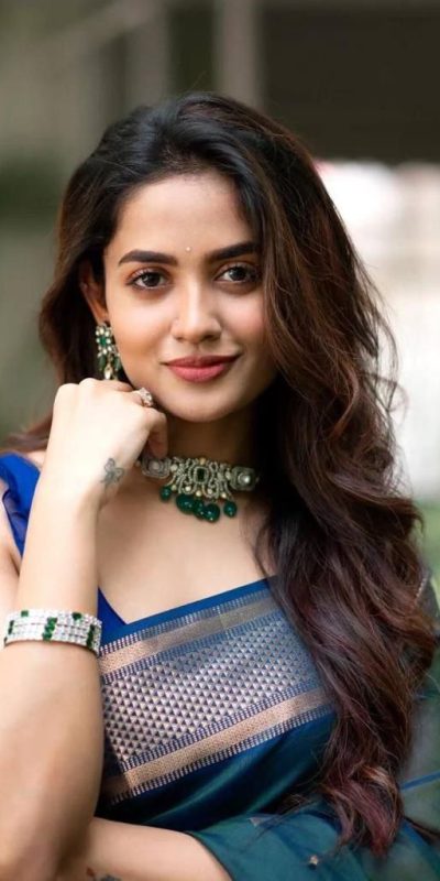 KP 5046 Teal Soft Lichi Silk With Lace Work & Lace Border Saree. Wedding, Party, Festive, Events Get it for ₹1449. Delivery 4-6 Working Days. Shop now. | Sarees, Bollywood Sarees, Creative Sarees, Designer Sarees, Embroidered Sarees, Ethnic Saree, Modern Digital sarees, Party Wear Sarees