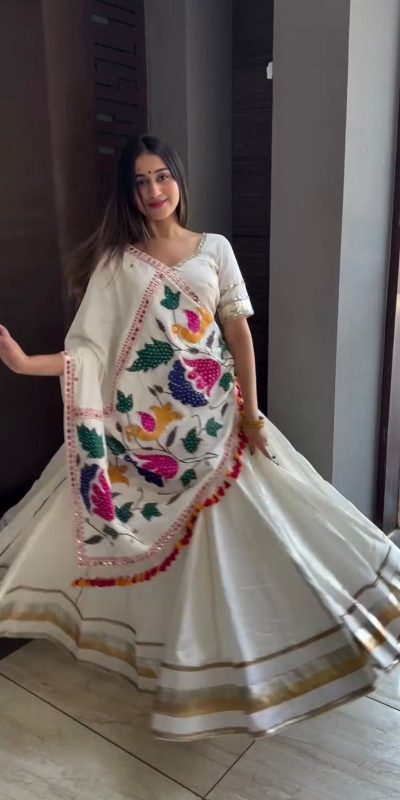 LG 653 White Cotton Lehenga Choli Perfect for Wedding, Party, Diwali, Lohri, Anniversary . Now at just ₹2399. Delivery 4-6 Working Days. Shop now. | Lehenga, Bollywood Lehenga, Creative Lehenga, Designer Lehenga, Embroidered Lehenga, Party Wear Lehenga