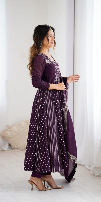 SRK 5293 Wine With Crunchy Silk With Fully Flair with Lace Work & Embroidery Work Anarkali Gown . Introductory Price ₹2149. Delivery 4-6 Worki | Gowns, Bollywood Gowns, Creative Gowns, Designer Gowns, Embroidered Gowns, Party Wear Gowns