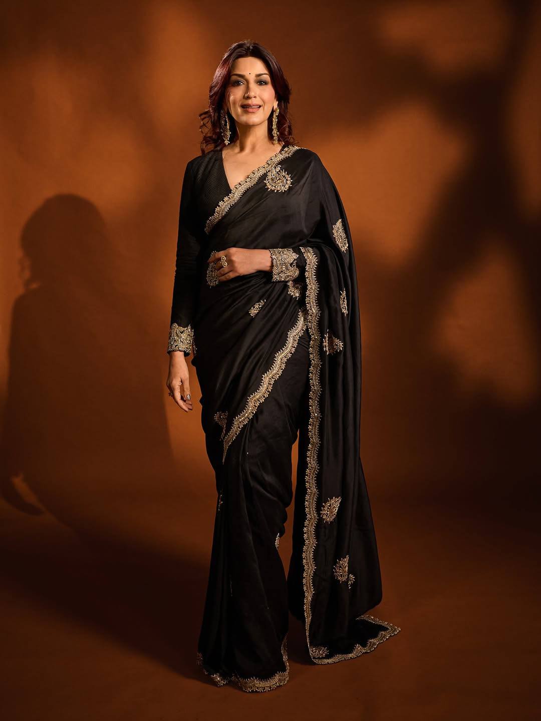 Black Rangoli Crush Silk With Sequins Work Saree