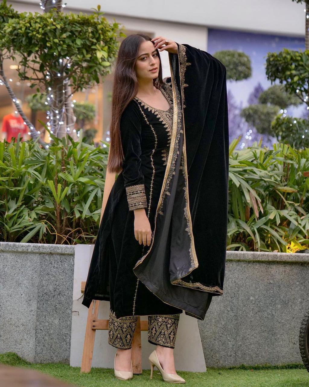 SRK 5017 Black in Viscose Velvet Embroidery Work & Lace Work Salwar Suit . Exclusive Offer ₹1999. Delivery 4-6 Working Days. Shop now. | Lehenga, Bollywood Lehenga, Creative Lehenga, Designer Lehenga, Embroidered Lehenga, Party Wear Lehenga