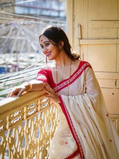 White Soft Lilan Slab Weaving Work Saree - Image 5