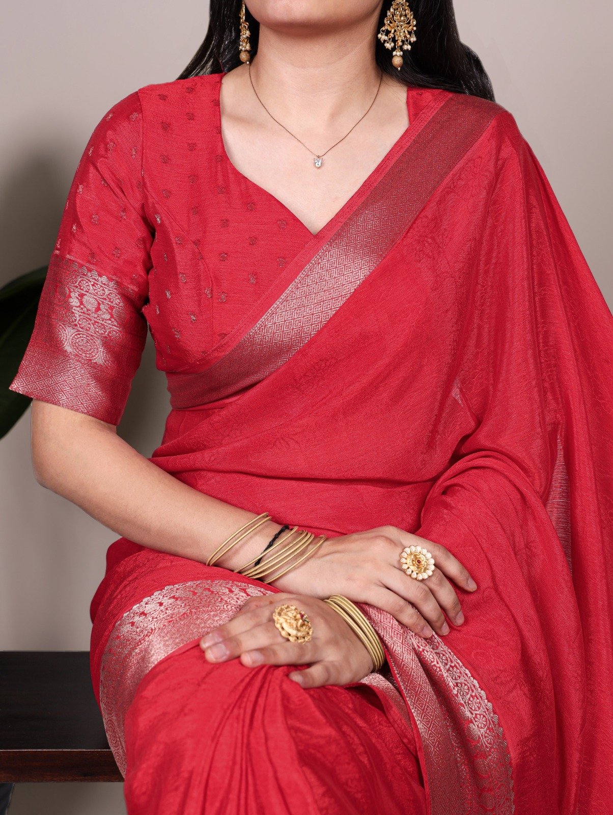 Red Chinon Zari Weaving Work Saree - Image 2