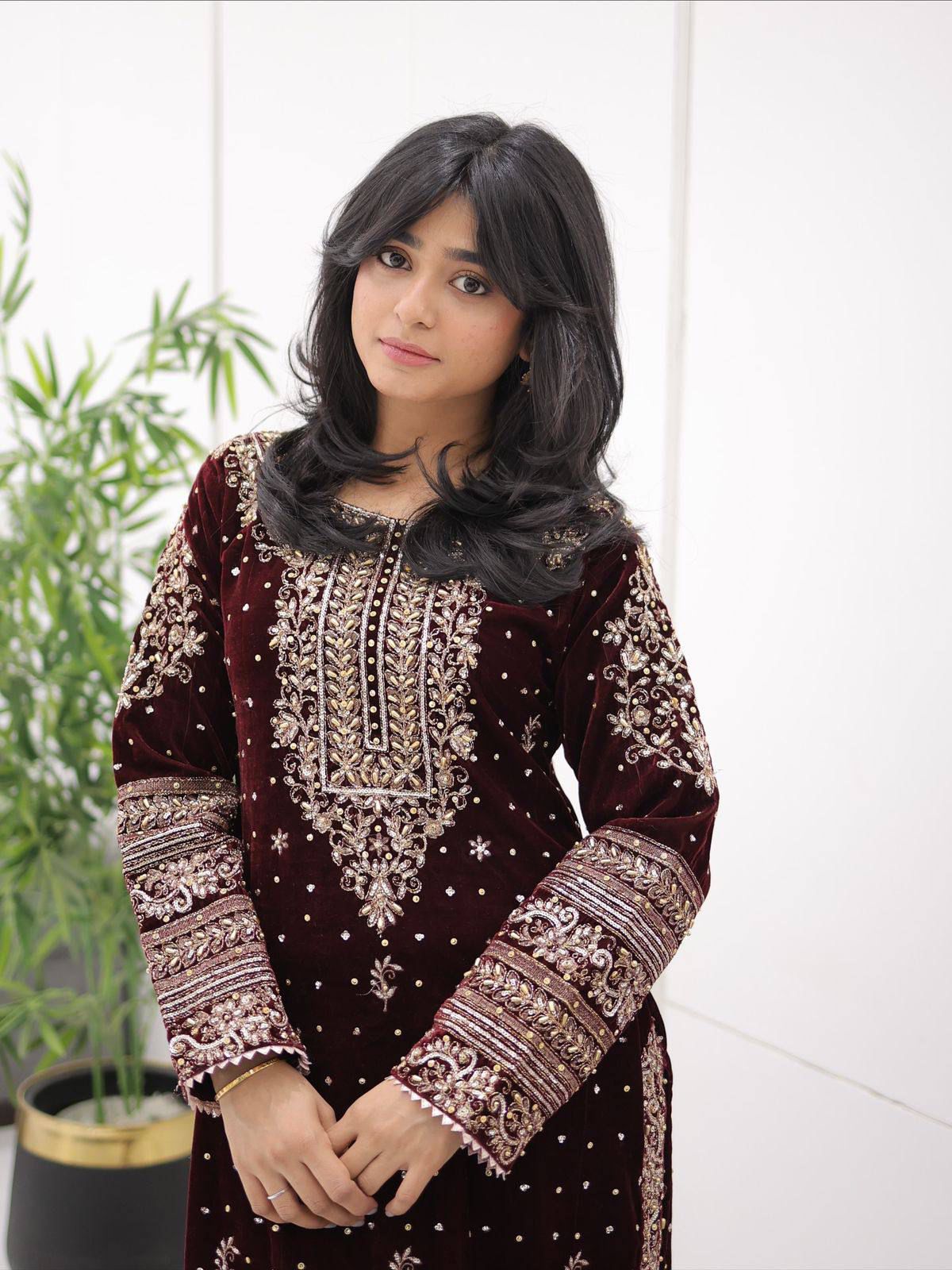 Maroon Velvet Embroidery Work Salwar Suit - Image 4