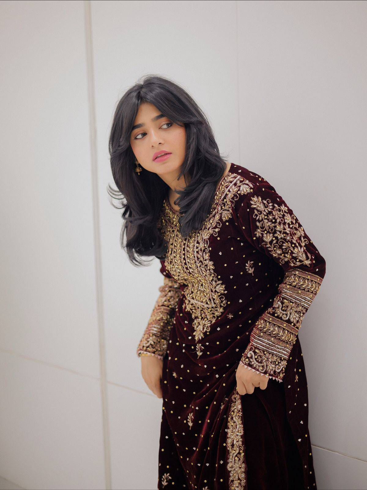 Maroon Velvet Embroidery Work Salwar Suit - Image 6