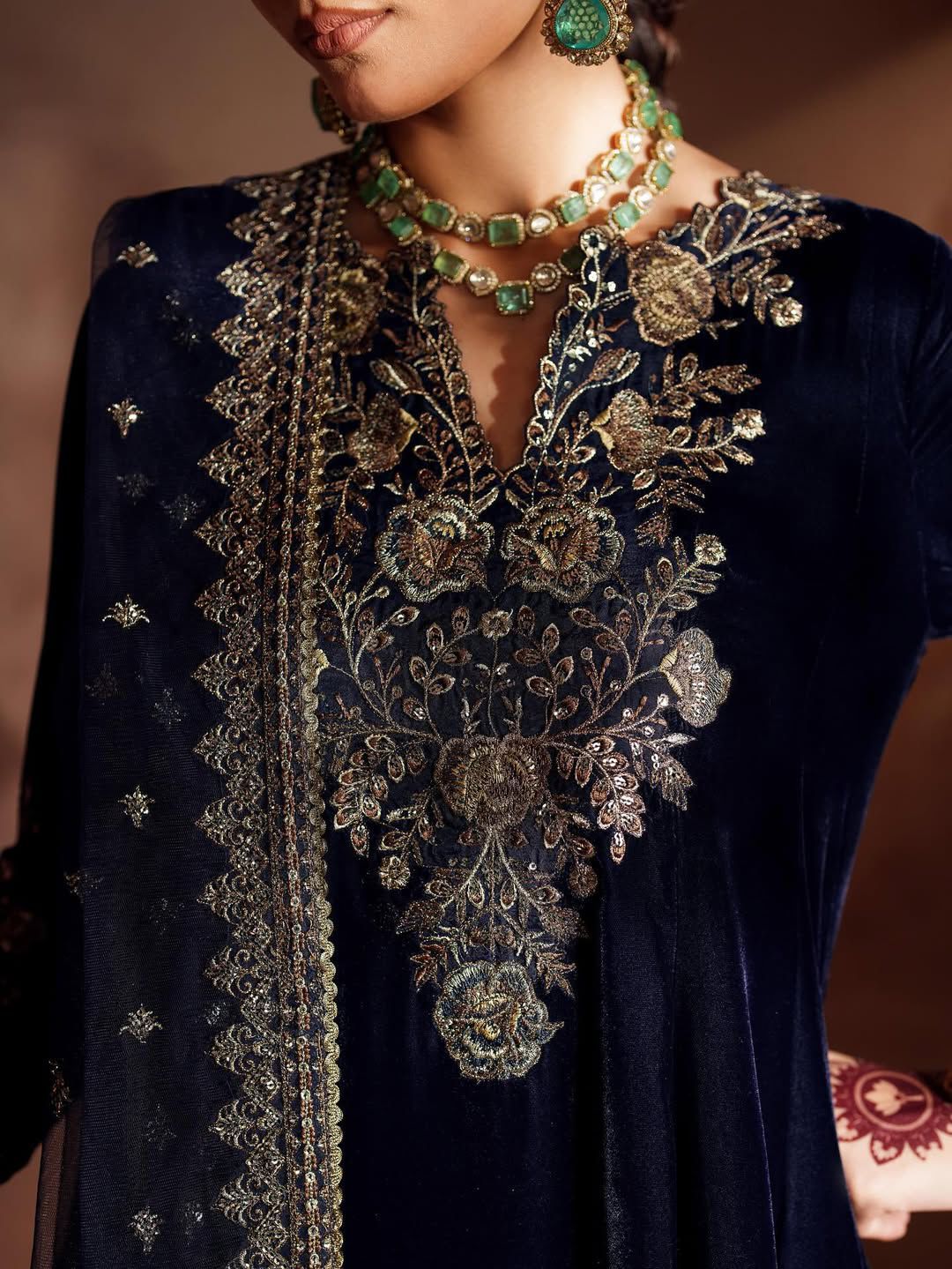 Navy Blue Velvet Embroidery Work Salwar Suit - Image 4