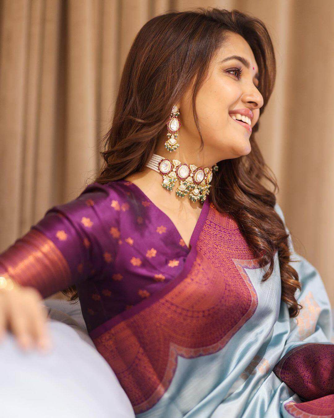 Sky Blue Lichi Silk Jacquard Work Saree - Image 6