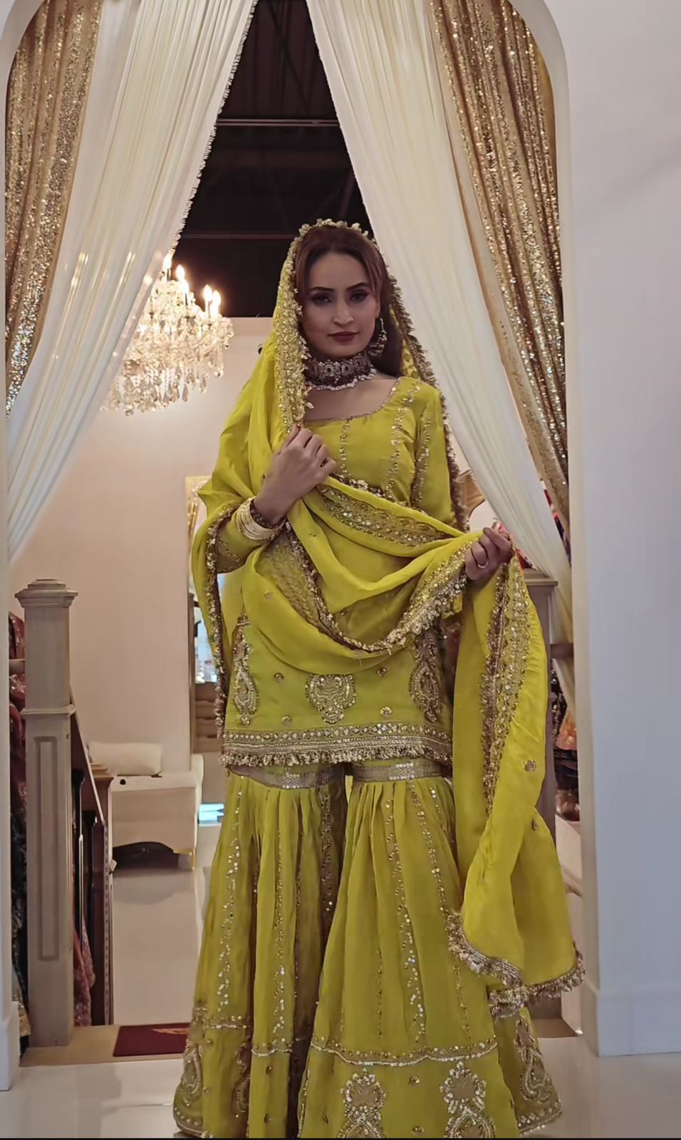 Mastered Chinon Silk Embroidery Lace Work Salwar Suit - Image 3