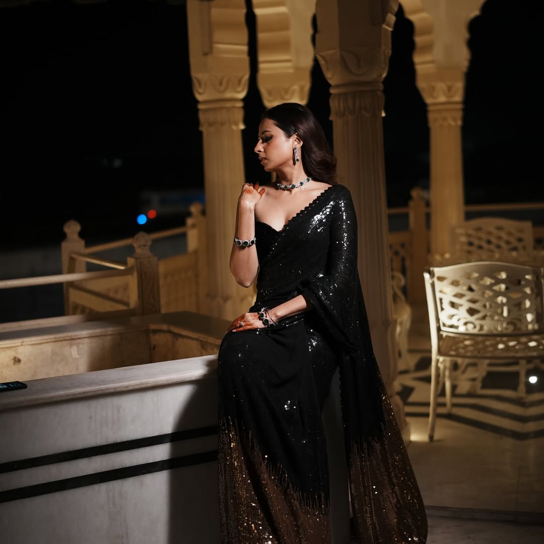 Black Georgette Embroidery Lace Work Saree - Image 6