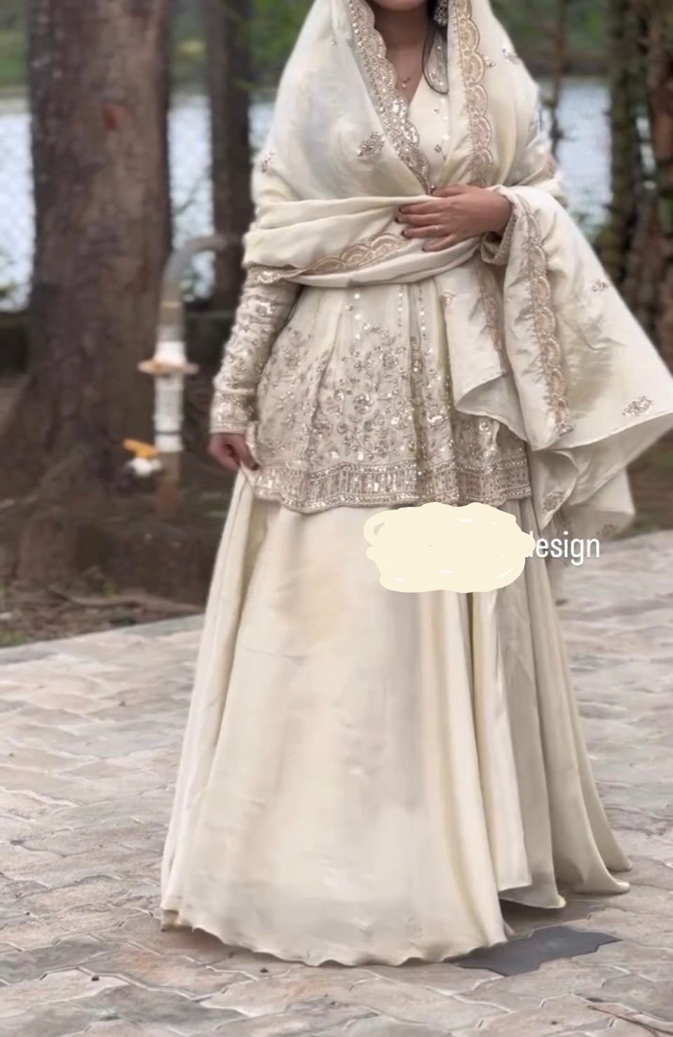 Off White Chinon Silk Embroidery Work Salwar Suit - Image 4