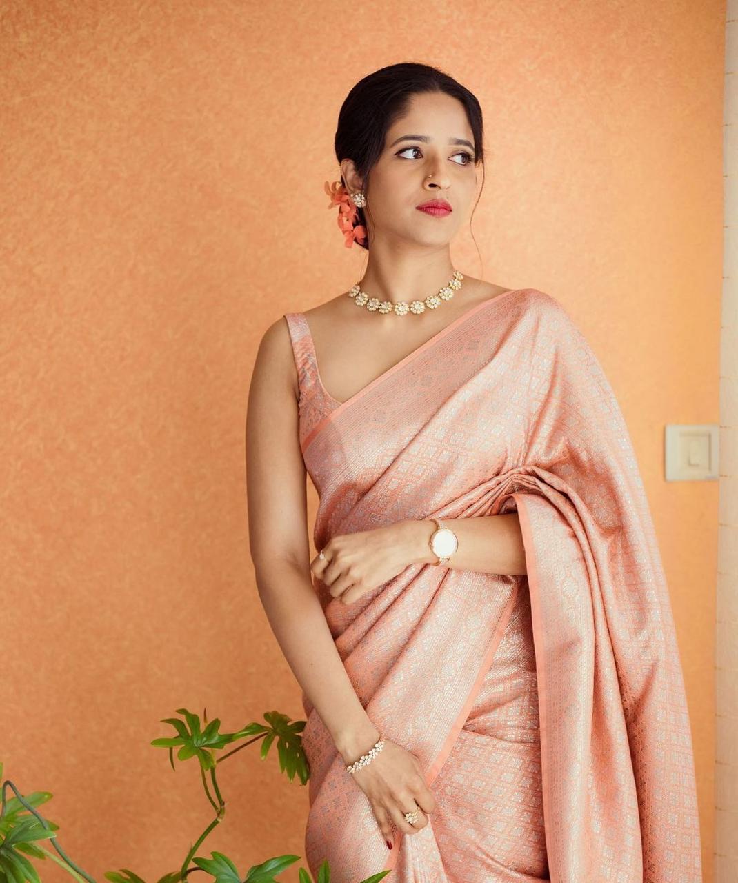 Peach Soft Lichi Silk Rich Pallu On All Over Saree - Image 4