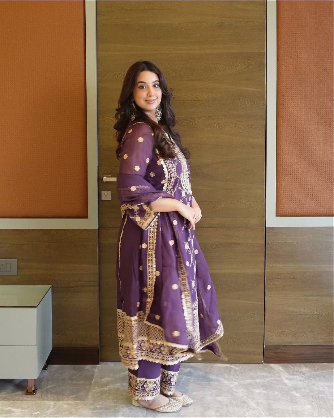 Purple Pure Chinnon Embroidery Work Salwar Suit - Image 3