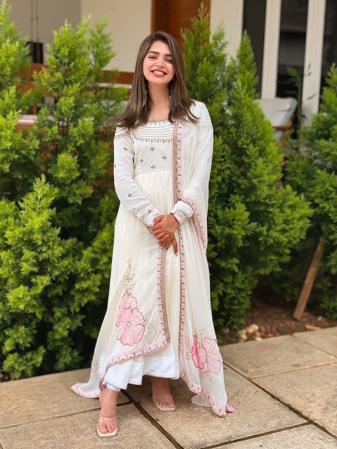 White Georgette Embroidery Work Gown - Image 6