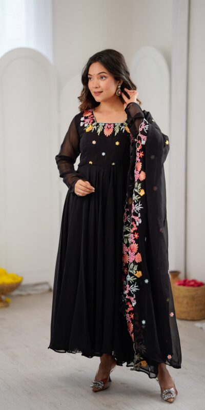 NSR 901 Black Faux Georgette Salwar Suit with Lace Work & Embroidery Work. Introductory Price ₹2099. Delivery 4-6 Working Days. Shop now. | Jump Suits, Salwar suit, Casual Suits, Creative suits, Designer Suits, Palazzo Suits, Party Wear Suits, Patiala Suits, Straight Suits