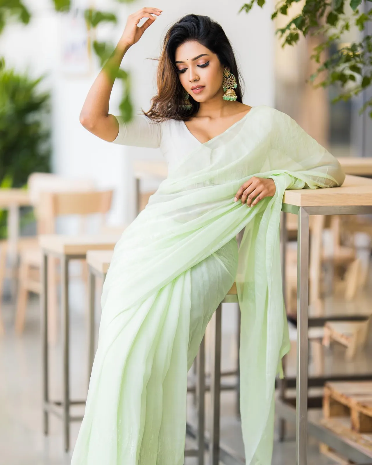 Light Green Zomato Silk Georgette Embroidery Sequence Saree - Image 4