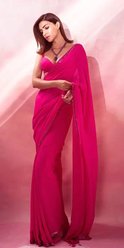 Kriti Sanon Pink Color Georgette Embroidery Deual Sequence Saree