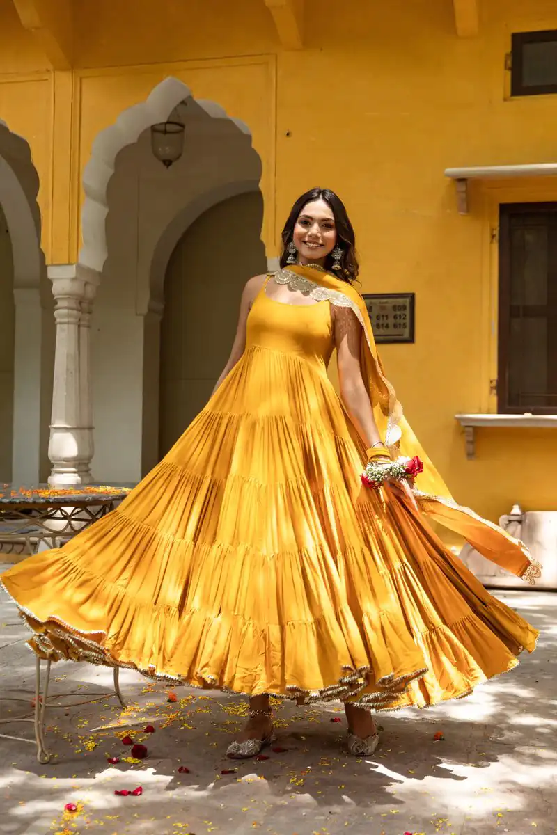 Dazzling Yellow Color Heavy Georgette Attached Pad Salwar Suit
