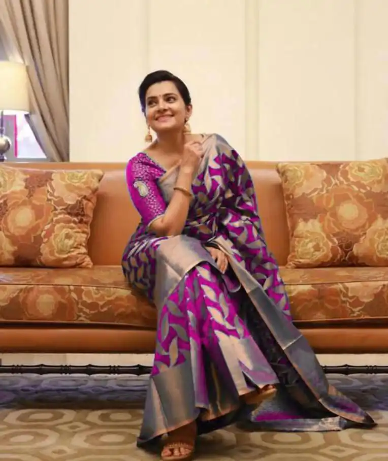 KP 4057 Pink Color Soft Lichi Silk Jacquard On All Over Saree Casual, Party Wear, Wedding, Events Etc. Expected Delivery 4-6 Working Days @1349/- | Sarees, Bollywood Sarees, Creative Sarees, Designer Sarees, Embroidered Sarees, Ethnic Saree, Modern Digital sarees, Party Wear Sarees