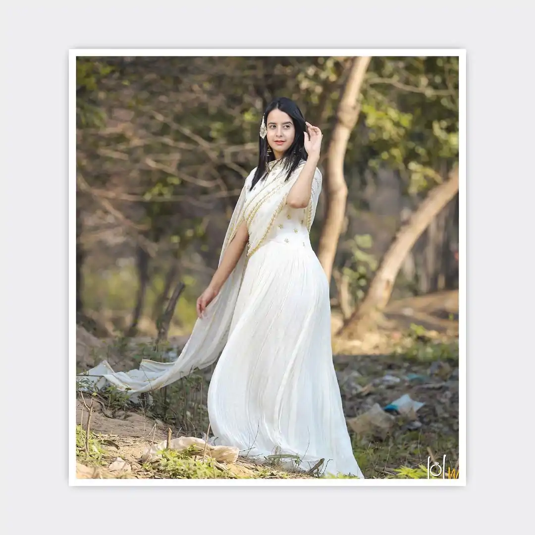 White Georgette Threadbare Sequin Work Anarkali Gown - Image 4