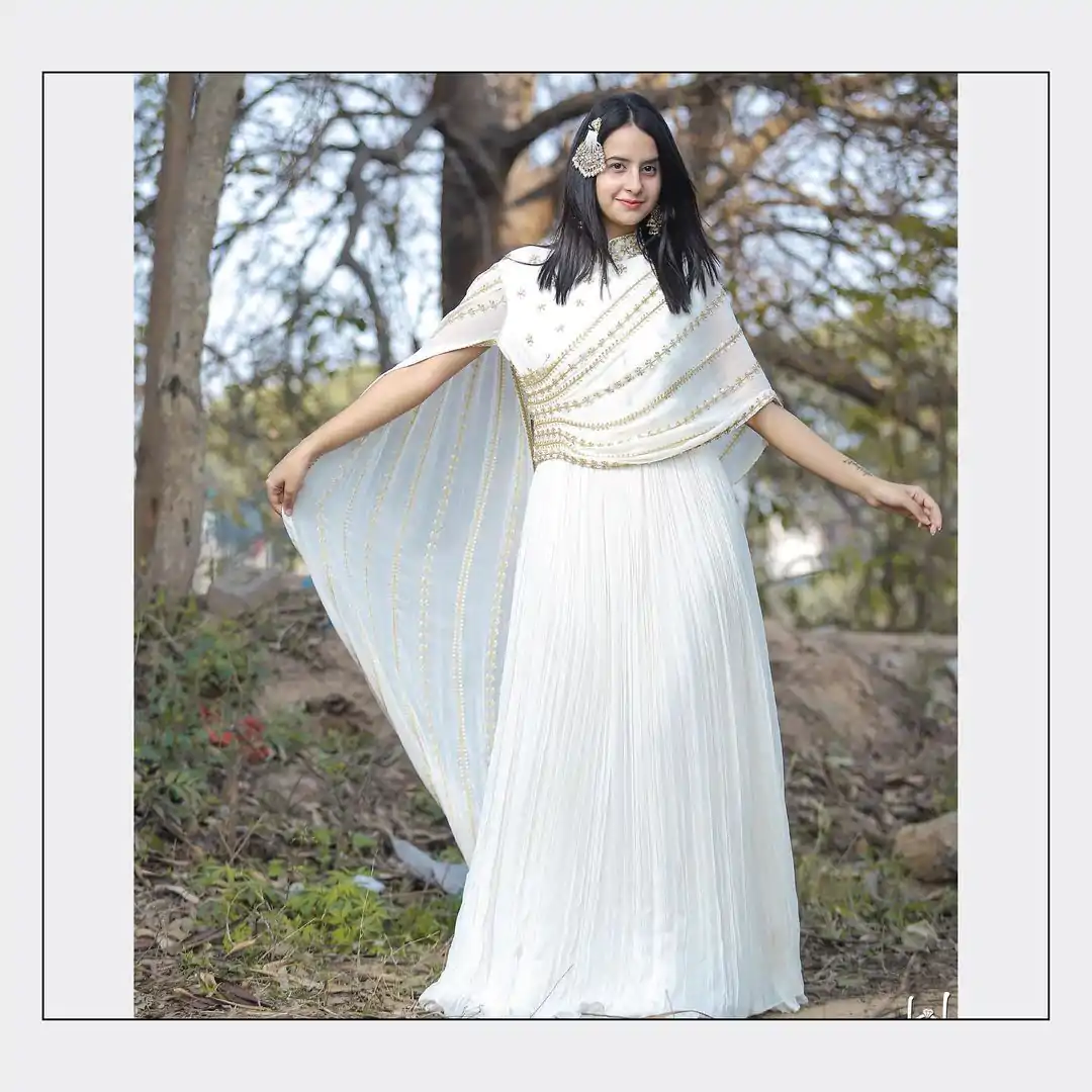 White Georgette Threadbare Sequin Work Anarkali Gown - Image 5