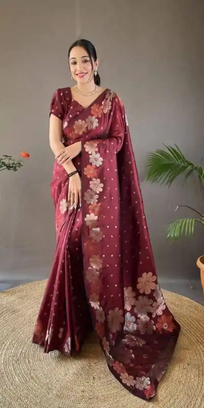 Aglow Red Color Soft Litchi Silk Kubera Pattu Saree
