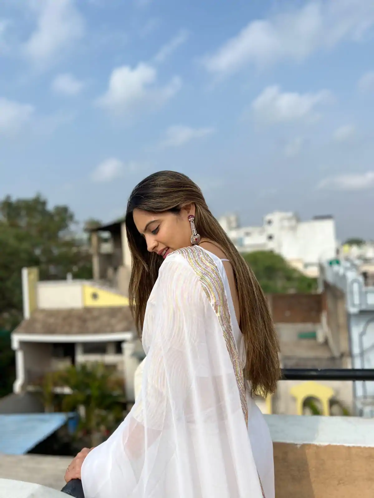 JR 579 White Color Georgette Sequence Work Lace Saree Casual, Wedding, Festive, Events . Expected Delivery  4-6 Working Days @1599/- only                                                                                                                                             | Sarees, Bollywood Sarees, Creative Sarees, Designer Sarees, Embroidered Sarees, Ethnic Saree, Modern Digital sarees, Party Wear Sarees