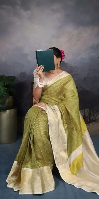 Magical Green Color Jacquard Chex Zari Weaving Work Saree