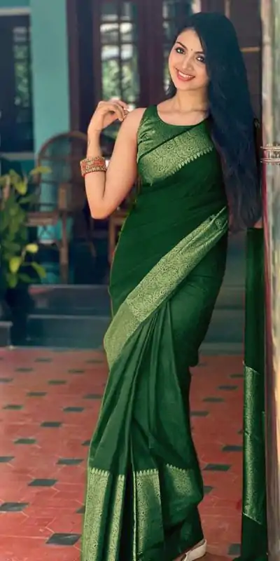 Perfect Green Color Soft Litchi Silk Jacquard Work Saree