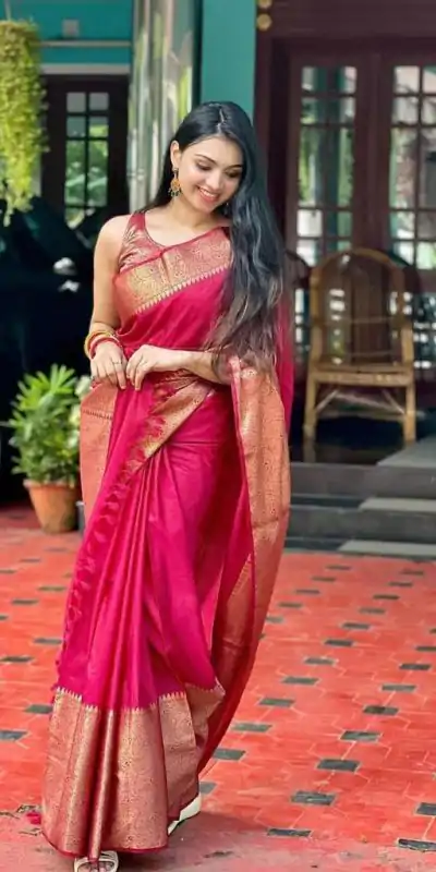 Perfect Red Color Soft Litchi Silk Jacquard Work Saree