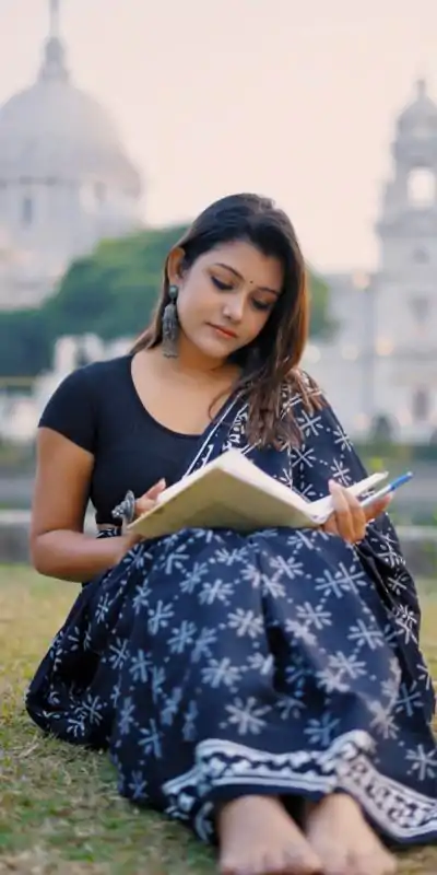 KP 4074 Pink  Color Lichi Silk Jacquard Work On All Over Saree Casual, Wedding, Festive, Events . Expected Delivery  4-6 Working Days @1399/- only                                                                                                                                           | Sarees, Bollywood Sarees, Creative Sarees, Designer Sarees, Embroidered Sarees, Ethnic Saree, Modern Digital sarees, Party Wear Sarees