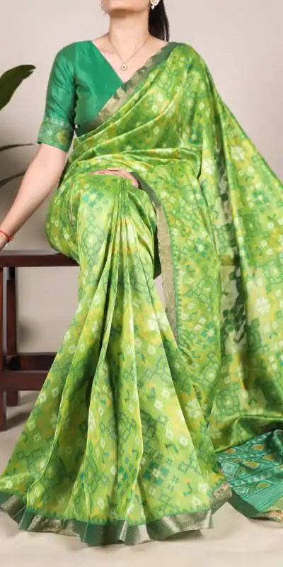 YNF 7416 Green Color Jacquard Silk Patola Print Zari Weaving Work Saree Casual, Wedding, Festive, Events . Expected Delivery  4-6 Working Days @2599/- only                                                                                | Sarees, Bollywood Sarees, Creative Sarees, Designer Sarees, Embroidered Sarees, Ethnic Saree, Modern Digital sarees, Party Wear Sarees