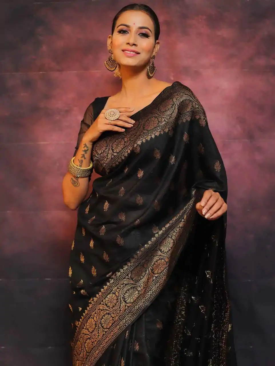 KP 6010 Black Soft Lichi Silk Jacquard Saree Perfect for Wedding, Party, Traditional Day, Family Gatherings, Sangeet . Grab it for ₹1349. Delivery 4-6 W | Sarees, Bollywood Sarees, Creative Sarees, Designer Sarees, Embroidered Sarees, Ethnic Saree, Modern Digital sarees, Party Wear Sarees