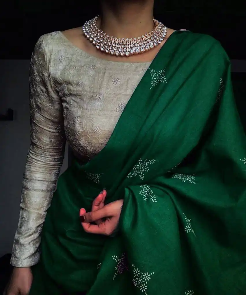 BT 1104 Green Natural silk with Thread Embroidery & Embroidery Work Saree . Now at just ₹1549. Delivery 4-6 Working Days. Shop now. | Sarees, Bollywood Sarees, Creative Sarees, Designer Sarees, Embroidered Sarees, Ethnic Saree, Modern Digital sarees, Party Wear Sarees