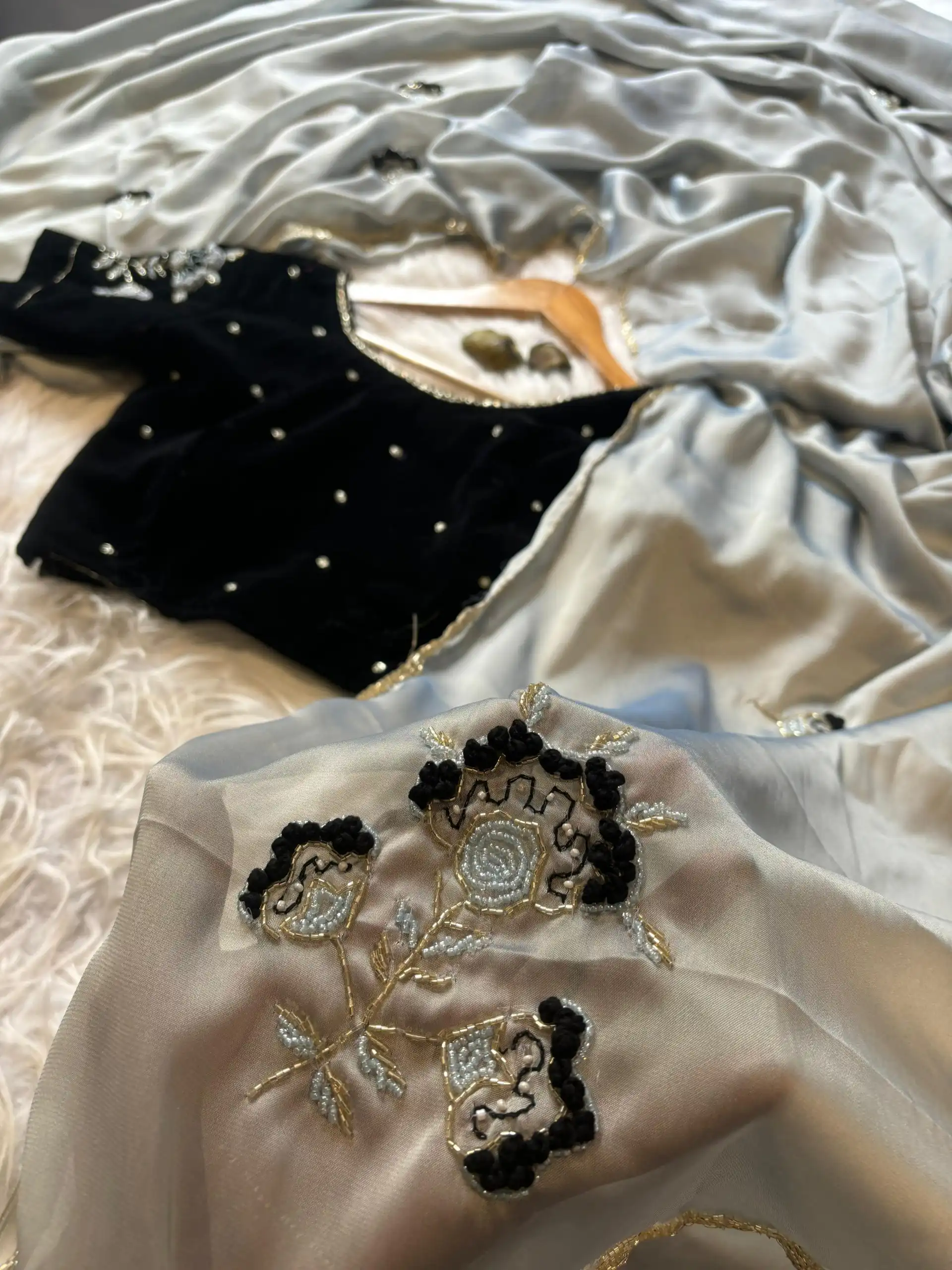 AC AZAELEA Light Grey Rangoli Silk Lace Work & Resham Work Saree with . Exclusive Offer ₹2549. Delivery 4-6 Working Days. Shop now. | Sarees, Bollywood Sarees, Creative Sarees, Designer Sarees, Embroidered Sarees, Ethnic Saree, Modern Digital sarees, Party Wear Sarees