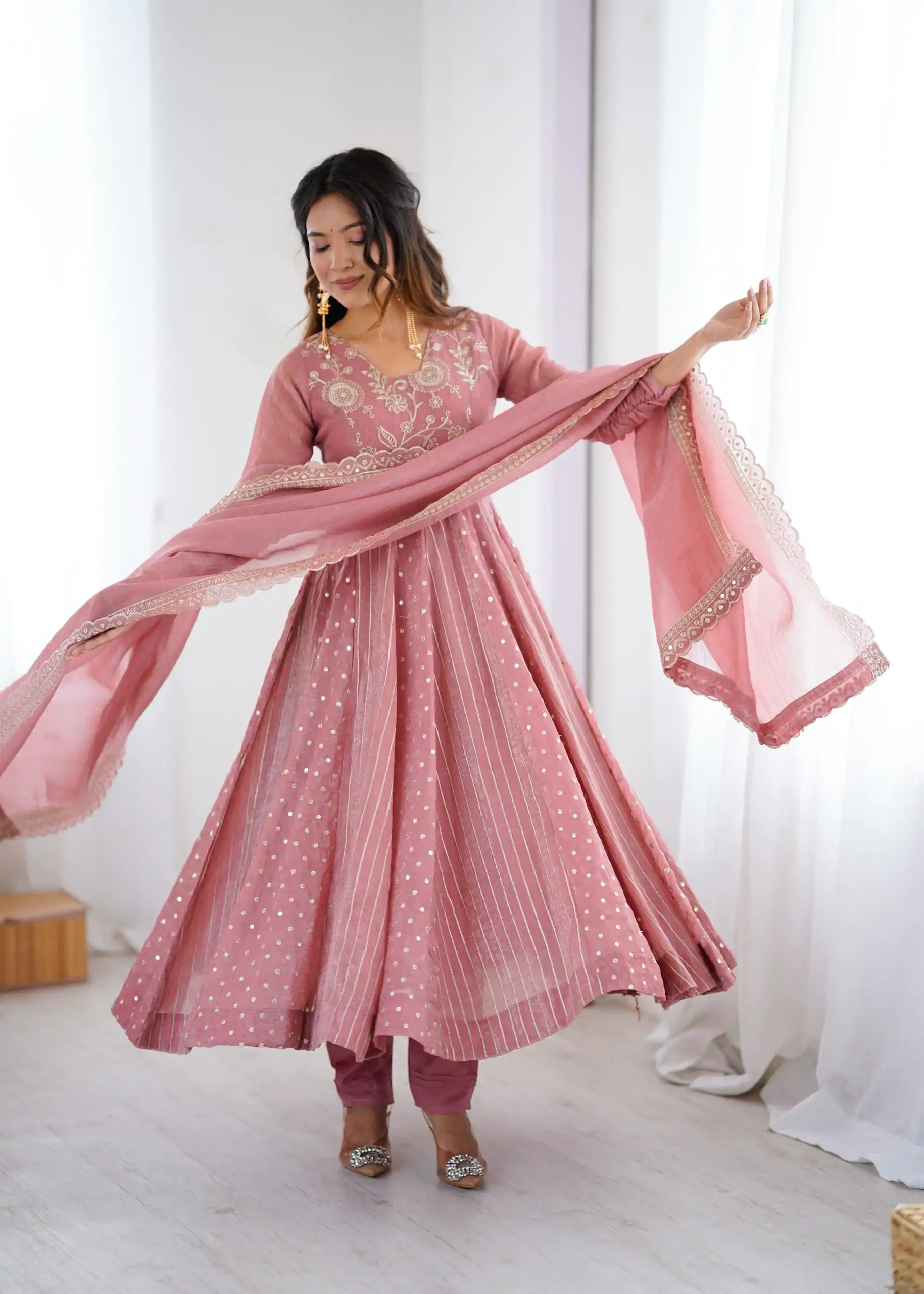 SRK 5293 Peach With Crunchy Silk With Fully Flair with Lace Work & Embroidery Work Anarkali Gown . Introductory Price ₹2149. Delivery 4-6 Worki | Gowns, Bollywood Gowns, Creative Gowns, Designer Gowns, Embroidered Gowns, Party Wear Gowns
