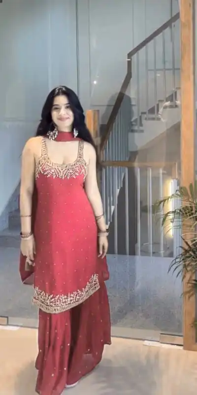 KD 1531 Peach Faux Georgette Lace Work Salwar Suit in . Wedding, Party, Festive, Events, Grab it for ₹2399. Delivery 4-6 Working Days. Shop now. | Jump Suits, Tops & Bottoms, Track Suits, Salwar suit, Casual Suits, Creative suits, Designer Suits, Palazzo Suits, Party Wear Suits, Patiala Suits, Straight Suits, Trendy Wear