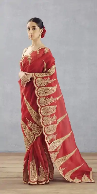 DF Queen Red Organza Tissue Saree with Sequins Work & Embroidery. Festive Deal ₹2499. Delivery 4-6 Working Days. Shop now. | Sarees, Bollywood Sarees, Creative Sarees, Designer Sarees, Embroidered Sarees, Ethnic Saree, Modern Digital sarees, Party Wear Sarees