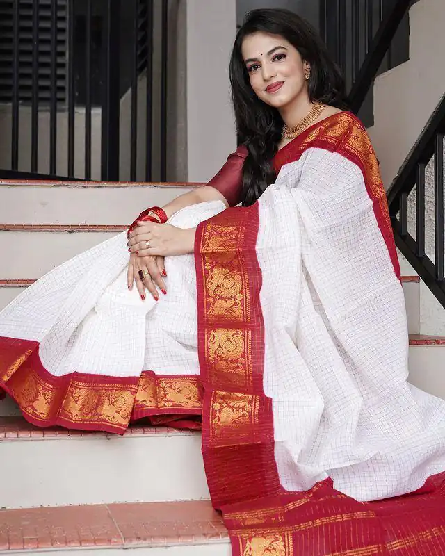 KP 3025 Red Soft Lichi Silk Saree Perfect for Wedding, Party, Baby Shower, Onam, Durga Puja . Available at ₹1449 only. Delivery 4-6 Working Days. | Sarees, Bollywood Sarees, Creative Sarees, Designer Sarees, Embroidered Sarees, Ethnic Saree, Modern Digital sarees, Party Wear Sarees