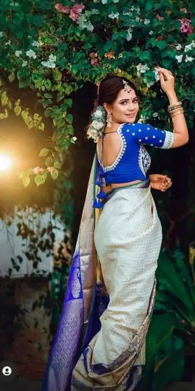 KP 4026 Royal Blue Soft Lichi Silk Cloth Lace Work & Lace Border Saree in Royal Blue Get it for ₹1449. Delivery 4-6 Working Days. Shop now. | Sarees, Bollywood Sarees, Creative Sarees, Designer Sarees, Embroidered Sarees, Ethnic Saree, Modern Digital sarees, Party Wear Sarees