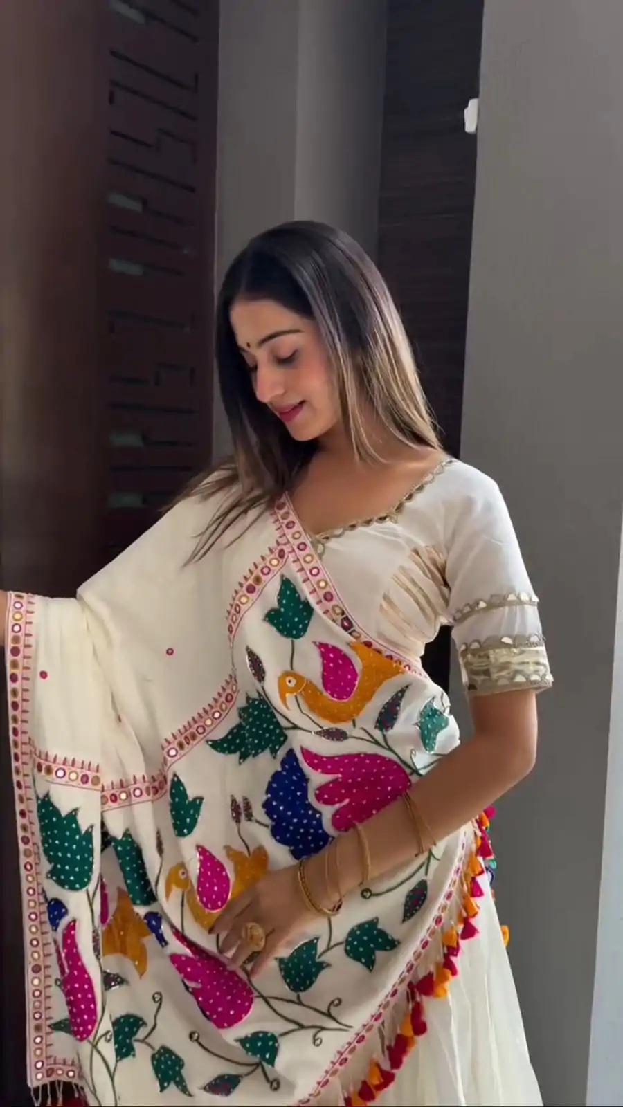 LG 653 White Cotton Lehenga Choli Perfect for Wedding, Party, Diwali, Lohri, Anniversary . Now at just ₹2399. Delivery 4-6 Working Days. Shop now. | Lehenga, Bollywood Lehenga, Creative Lehenga, Designer Lehenga, Embroidered Lehenga, Party Wear Lehenga
