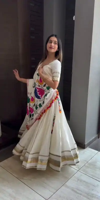 LG 653 White Cotton Lehenga Choli Perfect for Wedding, Party, Diwali, Lohri, Anniversary . Now at just ₹2399. Delivery 4-6 Working Days. Shop now. | Lehenga, Bollywood Lehenga, Creative Lehenga, Designer Lehenga, Embroidered Lehenga, Party Wear Lehenga