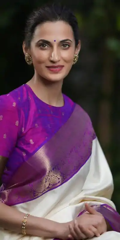 KP 6071 White Color Soft Lichi Silk Cloth Saree With Lace Border & Lace Work. Get it for ₹1449. Delivery 4-6 Working Days. Shop now. | Sarees, Bollywood Sarees, Creative Sarees, Designer Sarees, Embroidered Sarees, Ethnic Saree, Modern Digital sarees, Party Wear Sarees