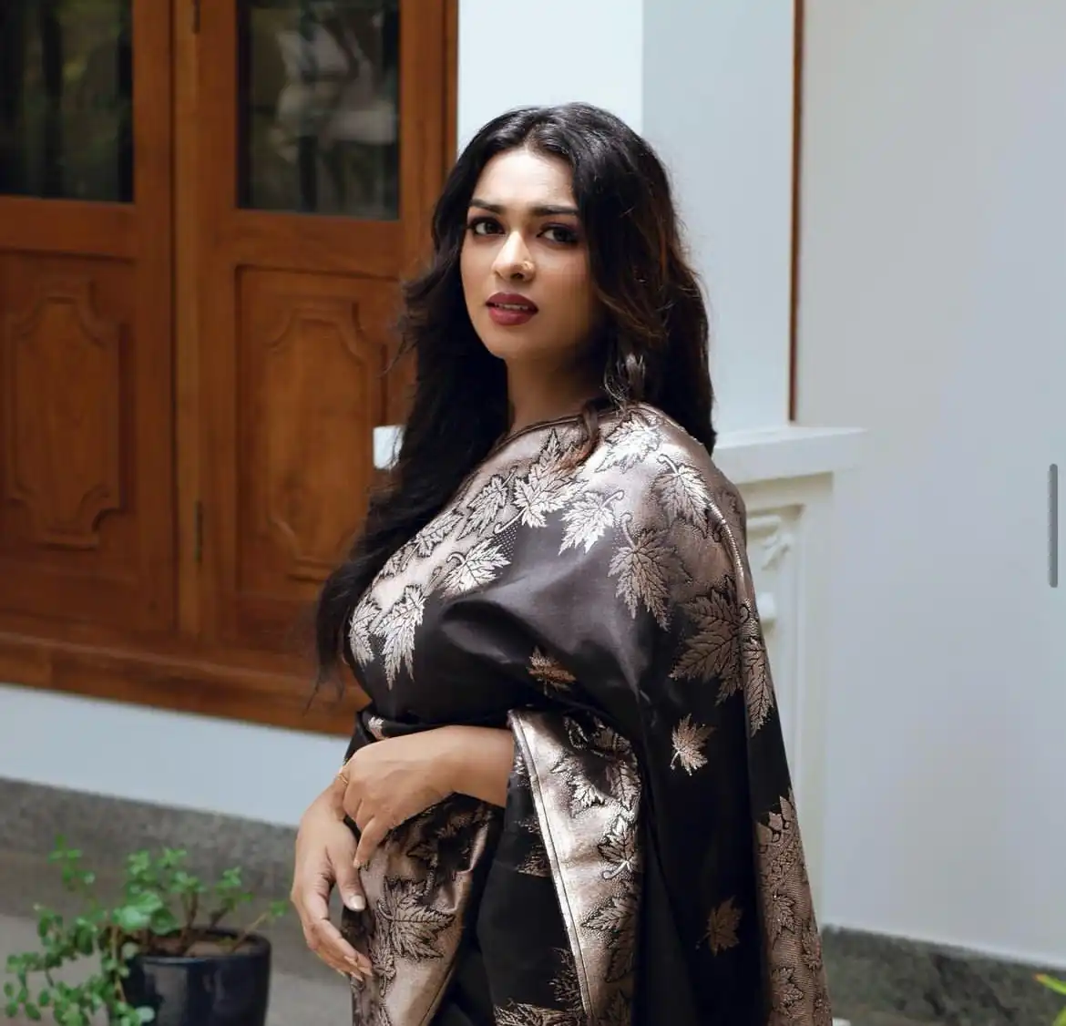 KPR 199 Black Color Soft Lichi Silk Saree with Lace Work & Lace Border. Get it for ₹1349. Delivery 4-6 Working Days. Shop now. | Sarees, Bollywood Sarees, Creative Sarees, Designer Sarees, Embroidered Sarees, Ethnic Saree, Modern Digital sarees, Party Wear Sarees