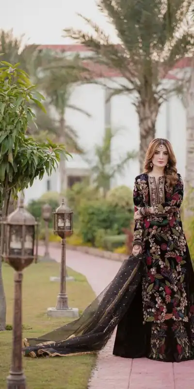 AD 061 Black Viscose velvet Lehenga Choli Perfect for Wedding, Party, Traditional Day, Holi, Ethnic Day – . Affordable Price ₹3099. Delivery 4-6 Worki | Lehenga, Bollywood Lehenga, Creative Lehenga, Designer Lehenga, Embroidered Lehenga, Party Wear Lehenga