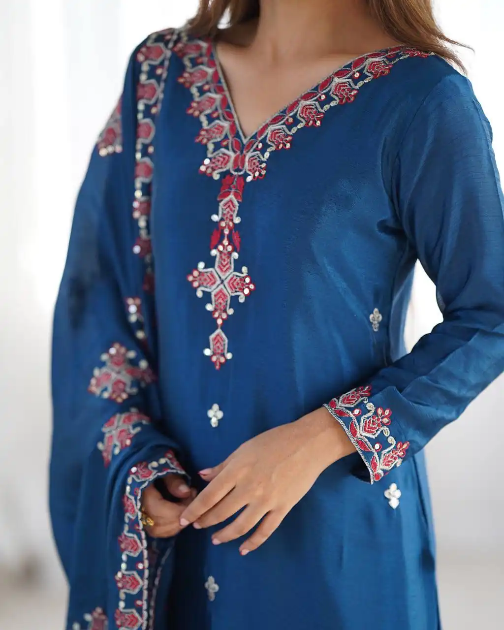 Blue Chinnon Silk Lace Embroidery Work Salwar Suit - Image 3