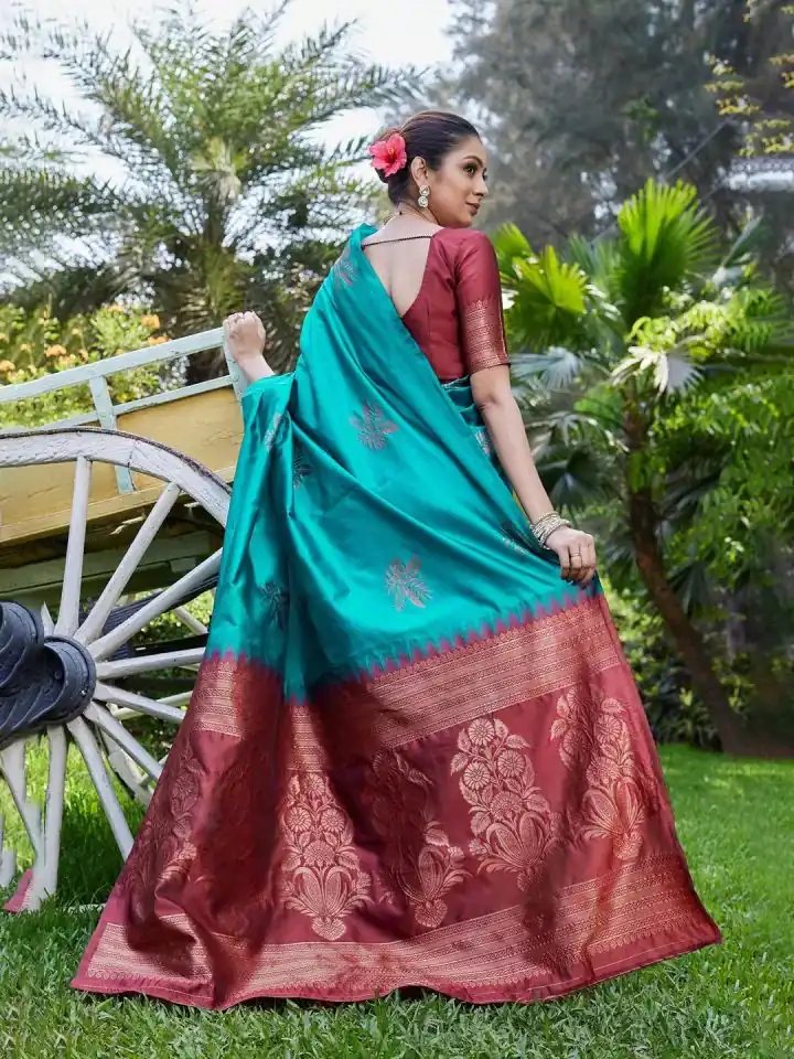 Firozi Lichi Silk Lace Border Saree - Image 5