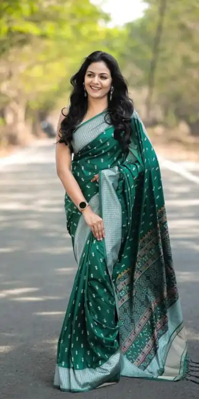 KPR 229 Green in Soft Lichi Silk Lace Border & Lace Work Saree . Special Price ₹1399. Delivery 4-6 Working Days. Shop now. | Sarees, Bollywood Sarees, Creative Sarees, Designer Sarees, Embroidered Sarees, Ethnic Saree, Modern Digital sarees, Party Wear Sarees