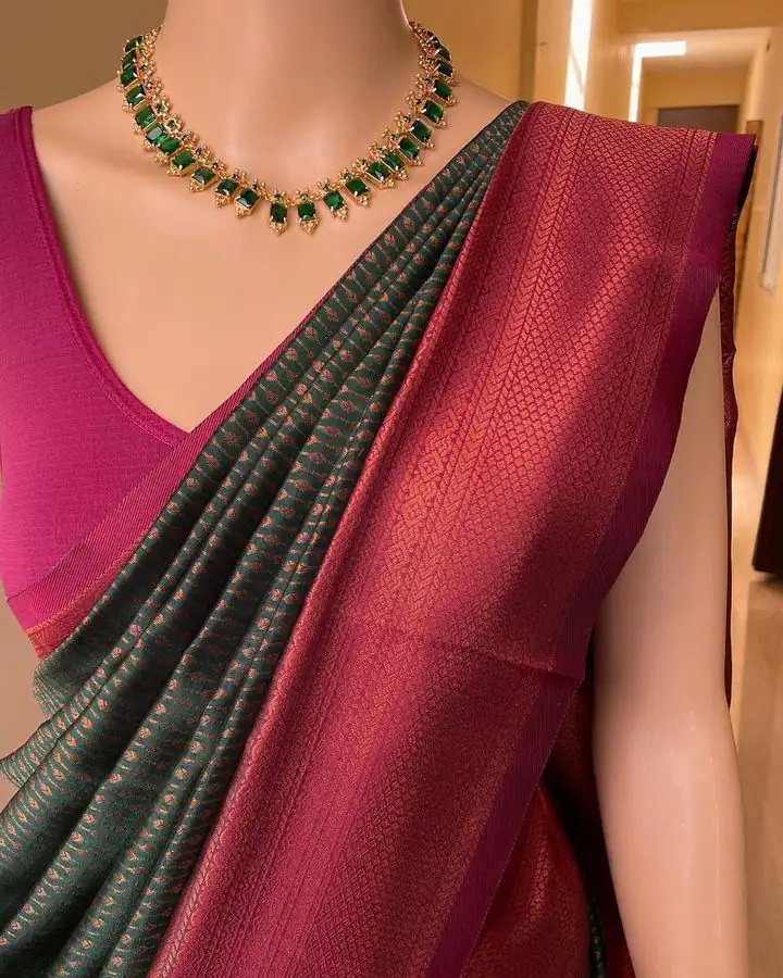Green Lichi Silk Jacquard Border Lace Work Saree - Image 3