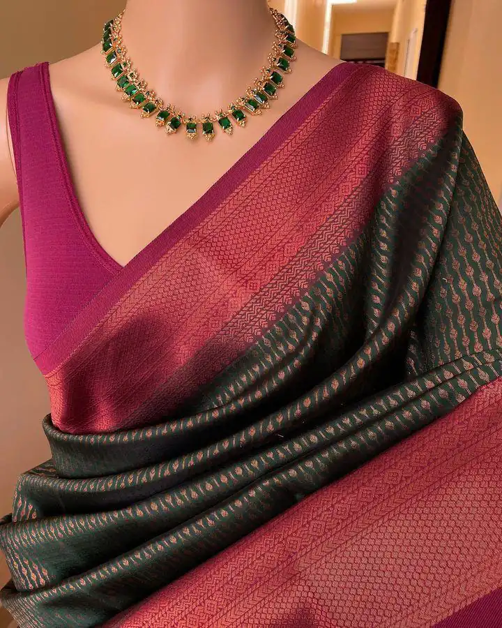 Green Lichi Silk Jacquard Border Lace Work Saree - Image 2